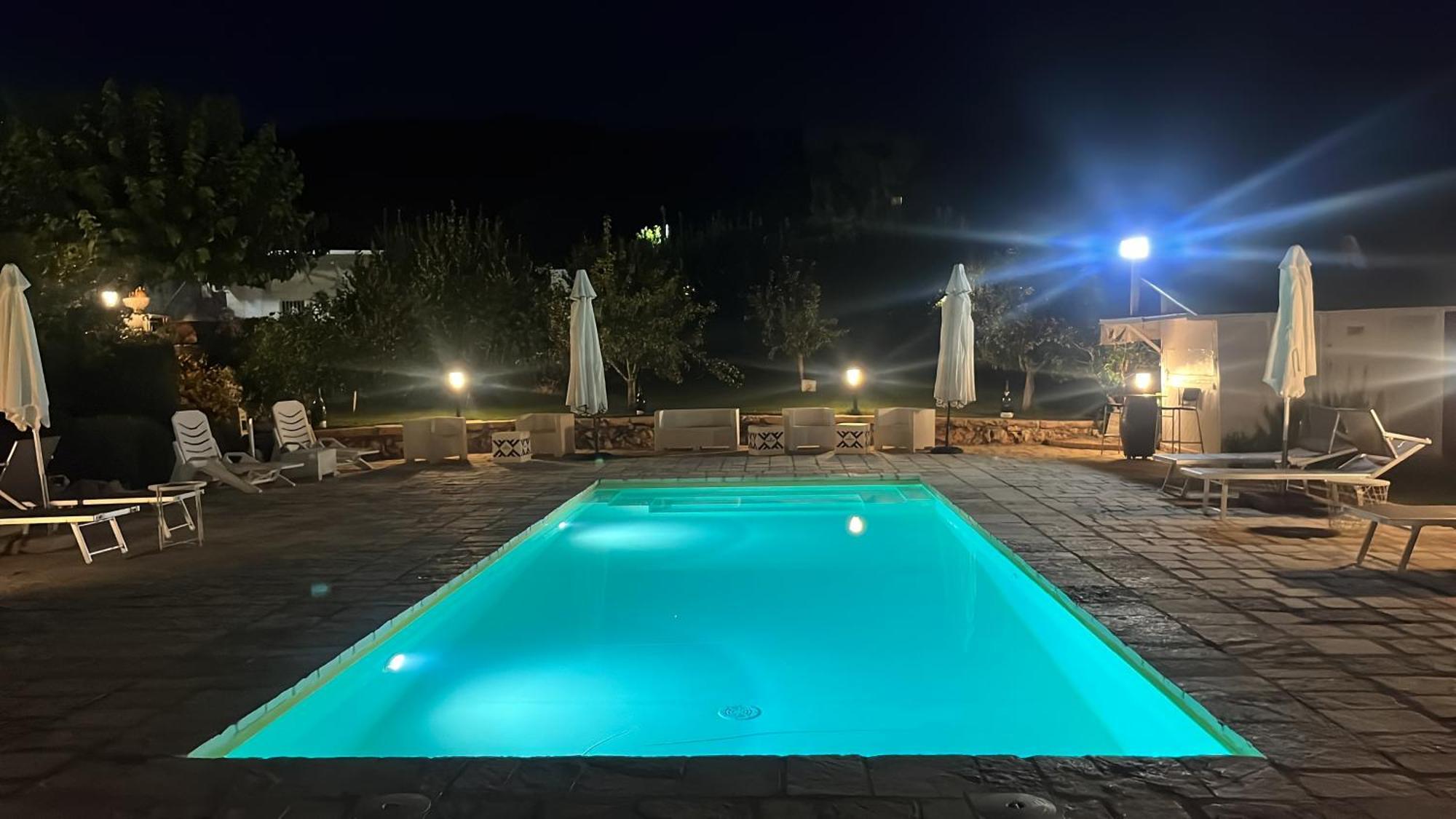 לינה וארוחת בוקר אוסטוני Borgo Mincuccio מראה חיצוני תמונה